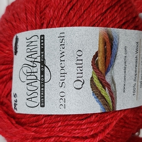Cascade 220 Superwash Quatro 880 Yards Garnet Red 100% Wool Yarn New - Picture 3 of 4